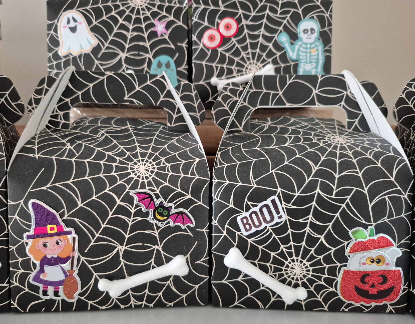 8ct Delicious Gourmet chocolate Pretzel Halloween Gift Box
