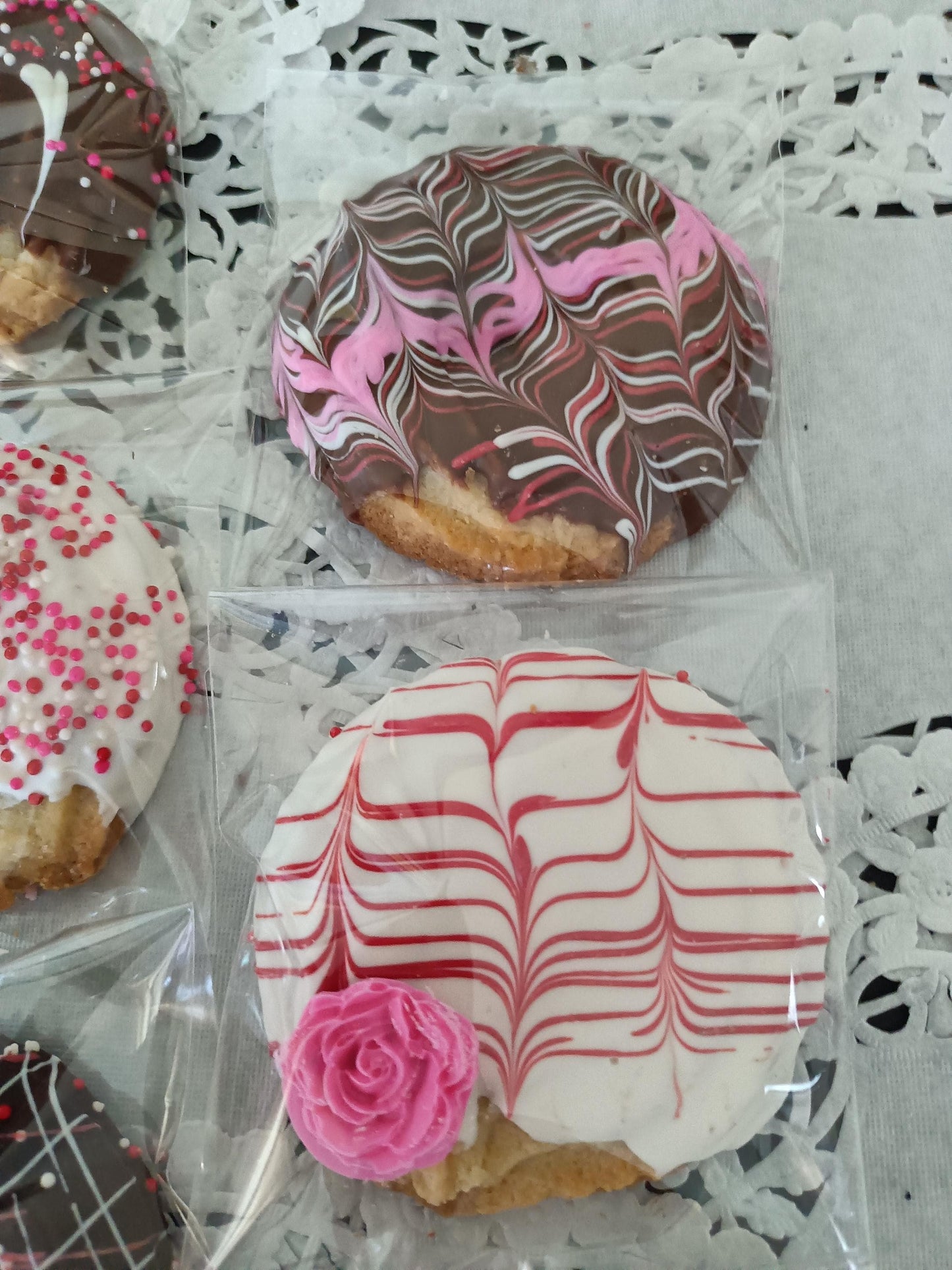 9ct Delicious Lemon Shortbread Cookies Hand Dipped & Decorated in Chocolates! GIFT BOX Valentine's, Day, School, Birthday, Teacher, Office